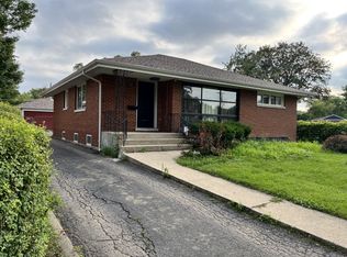 221 E Division St, Villa Park, IL