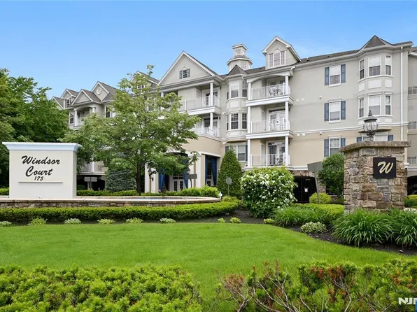 175 Rochelle Ave Unit 323, Rochelle Park, NJ 07662