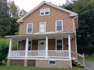 320 Yeakle St, Weatherly, PA 18255