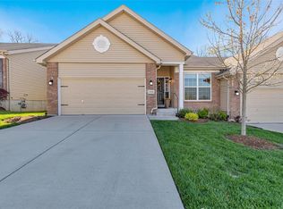 13556 Suson Forest Ct, Saint Louis, MO 63128