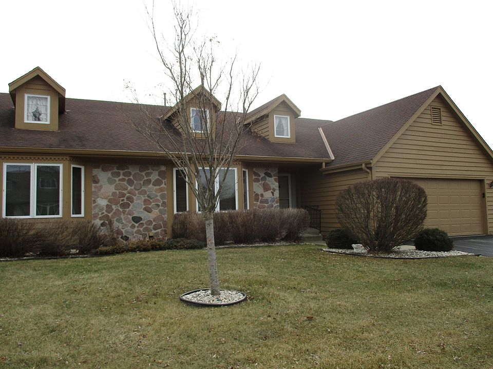 1st image of N99W17941 Appletree Ct