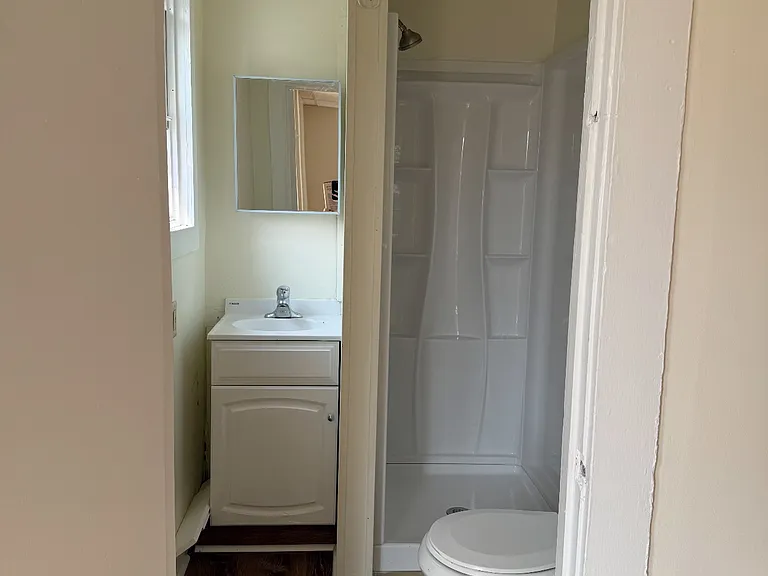 168 North Ave — Photo 3