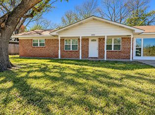 1003 Shirley Dr, Gulfport, MS 39503
