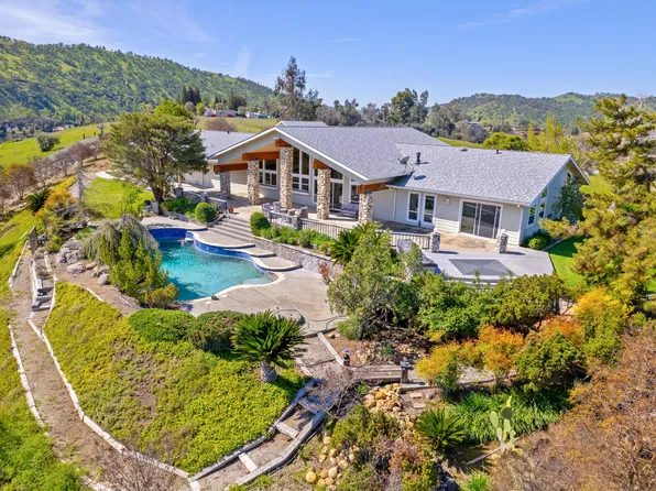 32971 Pleasant Oak Drive, Springville, CA 93265