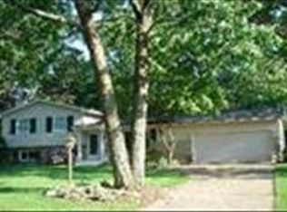 1478 Brookwood Ct SE, Kentwood, MI 49508