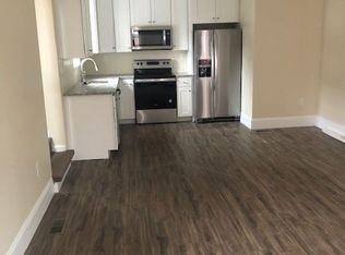 1056 Hope St FLOOR 2, Providence, RI 02906