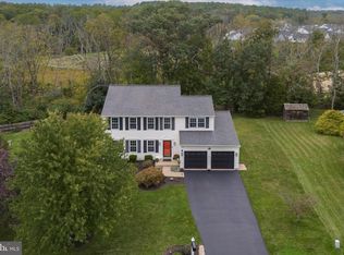 2015 Deer Ridge Dr, Pottstown, PA 19464