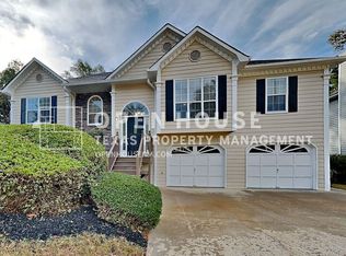 4011 Cinnamon Fern Ln, Woodstock, GA 30189
