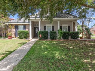 119 Tulip Tree Ln, Broussard, LA 70518