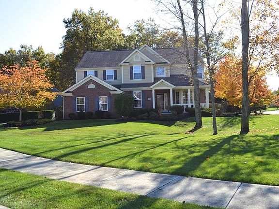 4th image of 179 Smokewood Ct