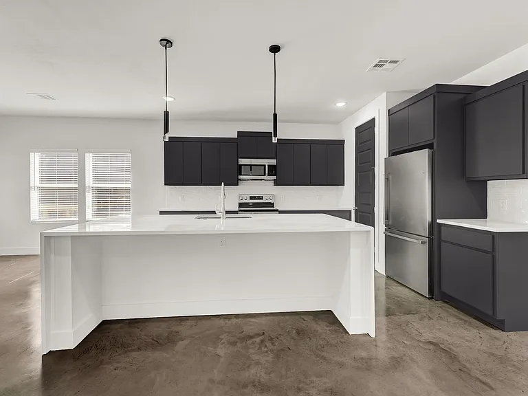 3006 Alpha Wolf Ct — Photo 3