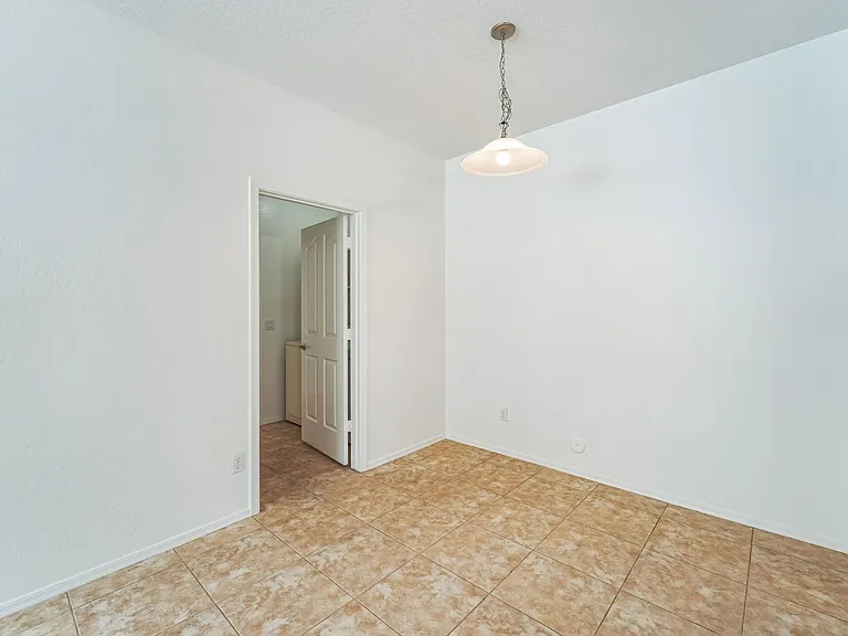 1268 E Birdland Dr — Photo 21