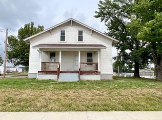 522 Sycamore Rd, Perryville, MO 63775
