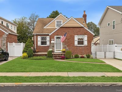 144 Rintin Street, Franklin Square, NY, 11010