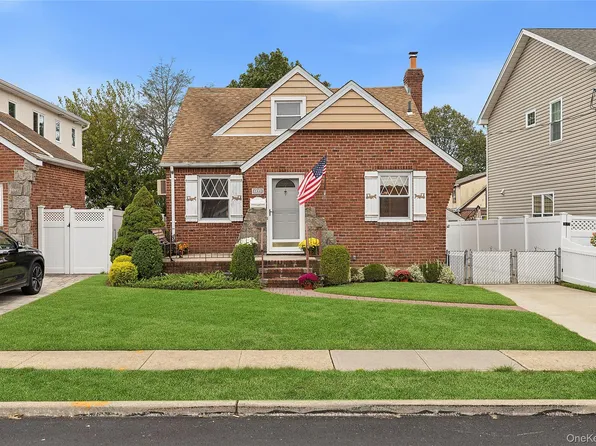 144 Rintin Street, Franklin Square, NY 11010