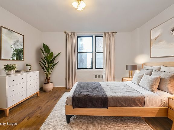 5th image of 275 Webster Ave APT 5A
