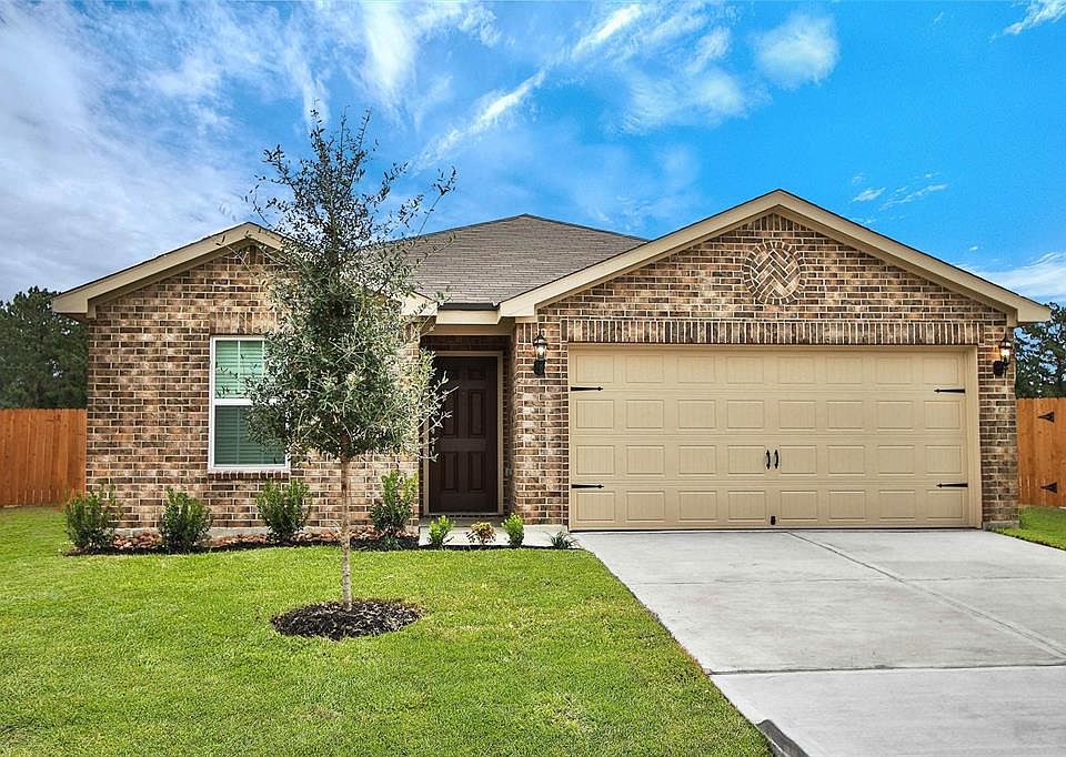 1st image of 15231 Albert Oak Dr