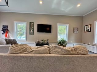 13 Rockaway Rd, Falmouth, ME 04105