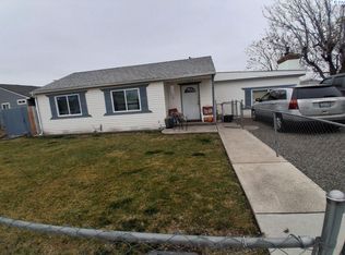 818 S Juniper St, Kennewick, WA