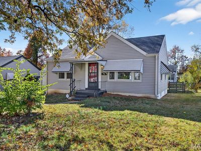 2456 Wieck Dr, Saint Louis, MO, 63136