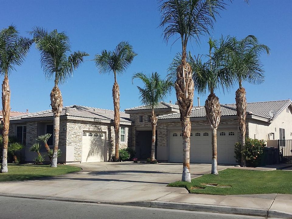2nd image of 80770 Mountain Mesa Dr