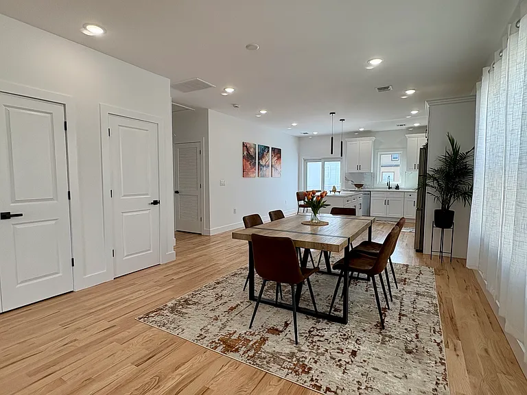 365 Devon St #2 — Photo 9