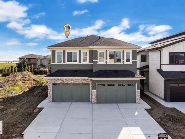 10711 98th Ave, Morinville, AB T8R 1E4