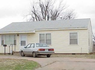 1105 N 16th St, Enid, OK 73701
