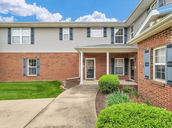 103 Portsmouth Ln Unit 4, Savoy, IL 61874
