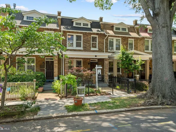 1227 Owen Pl NE, Washington, DC 20002