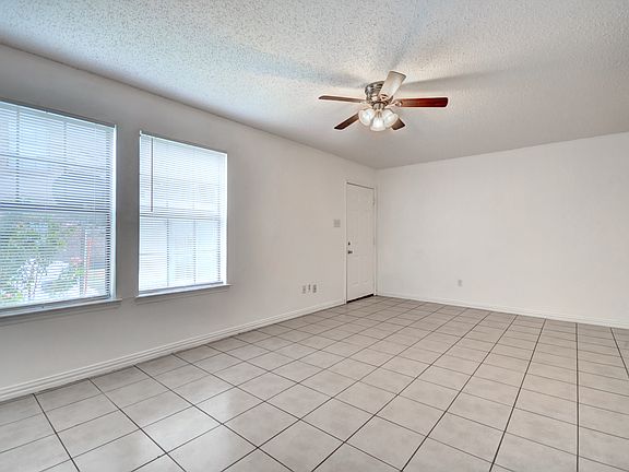 4th image of 1912 Bernice St APT D