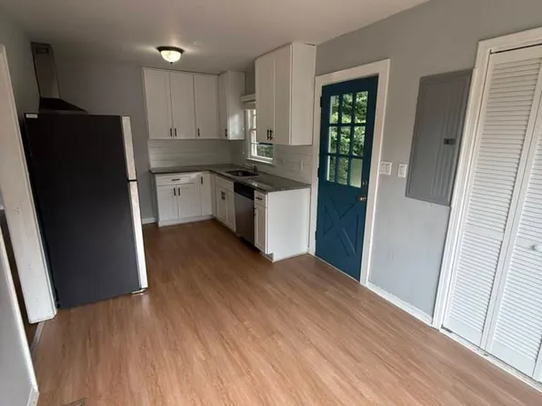 189 Goldie Dr SE, Marietta, GA 30067