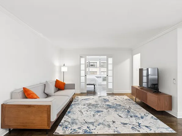 310 E 70th St APT 7D, New York, NY 10021