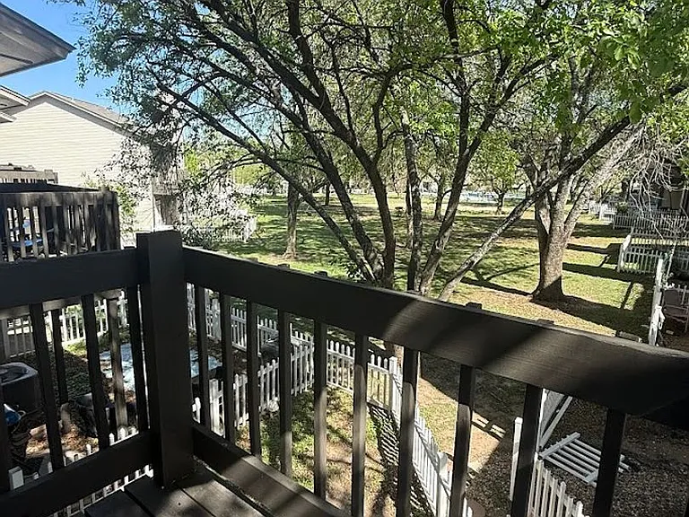 1818 River Crossing Cir #D — Photo 17