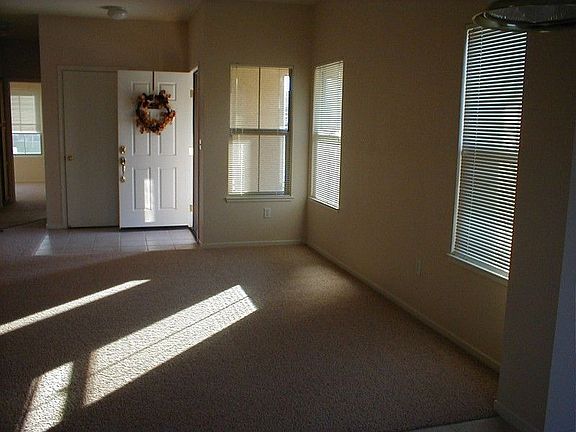 3rd image of 7823 Manorside Dr