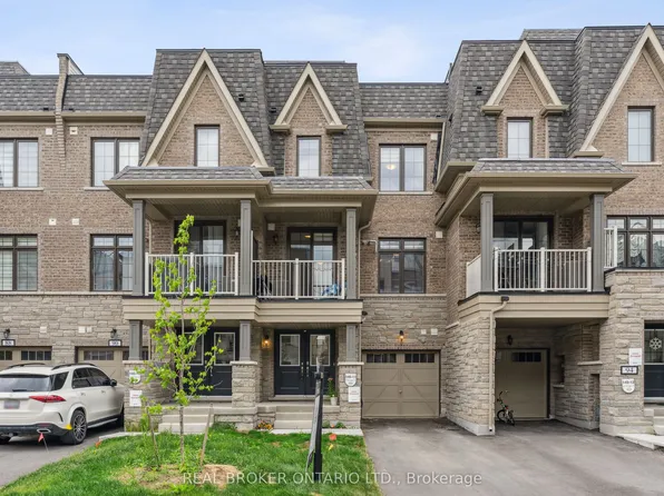 92 William Shearn Cres, Markham, ON L6C 3J4