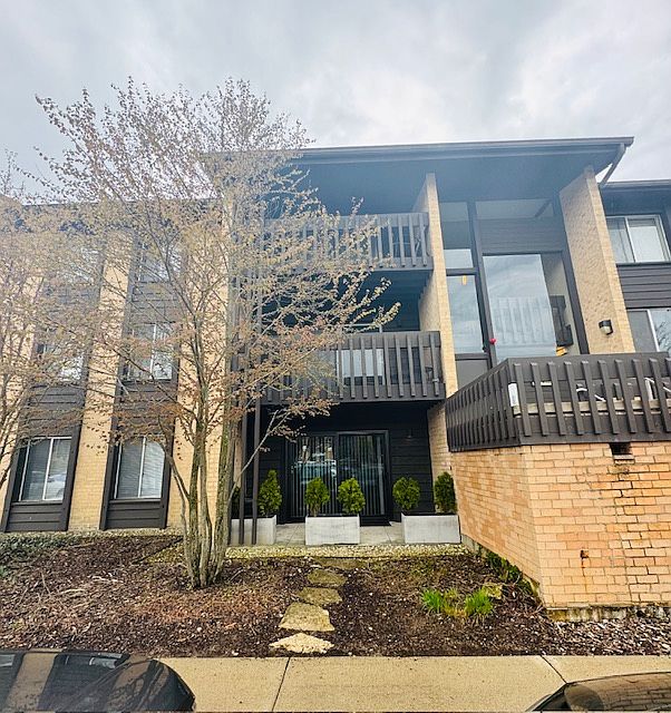 Balcony & Front Entrance of the Building