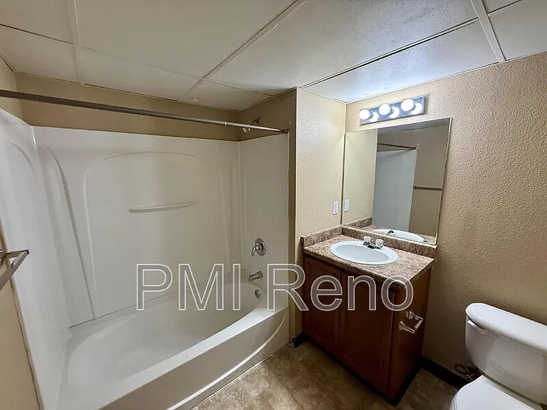 Big Horn Apartments — Photo 53