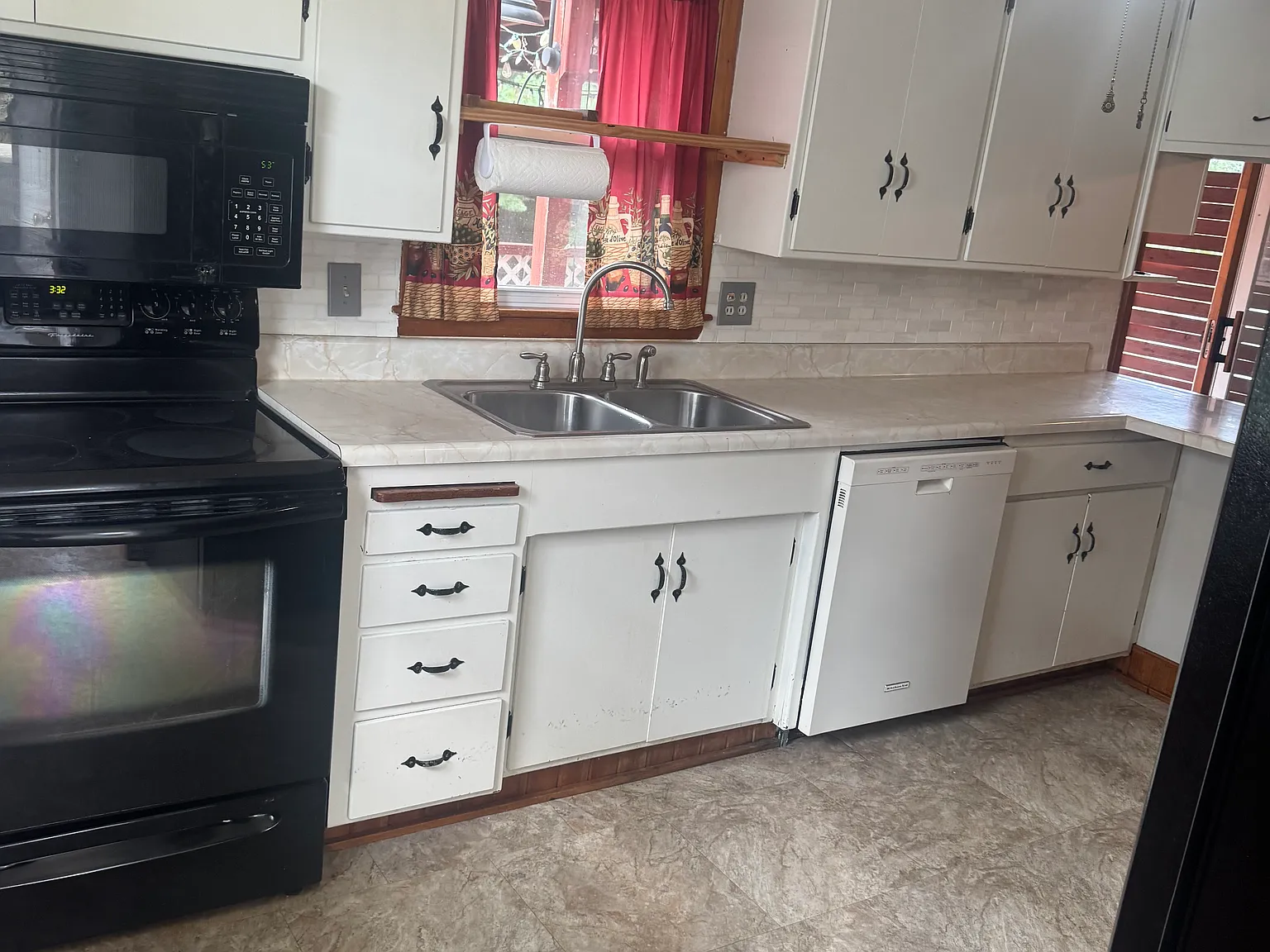 2 bed, 1053 sqft, $1,250 — Photo 3