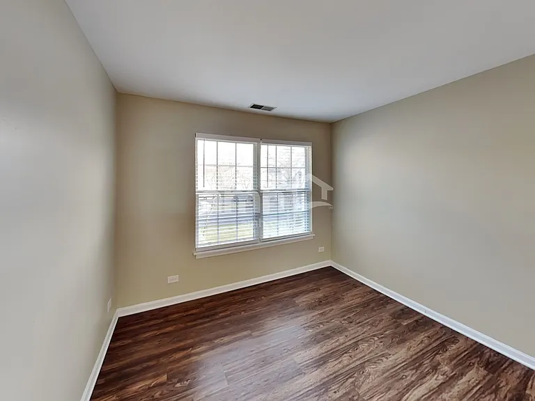 931 Concord Ct — Photo 16