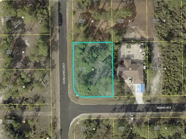 1133 Venetia St E, Lehigh Acres, FL 33974