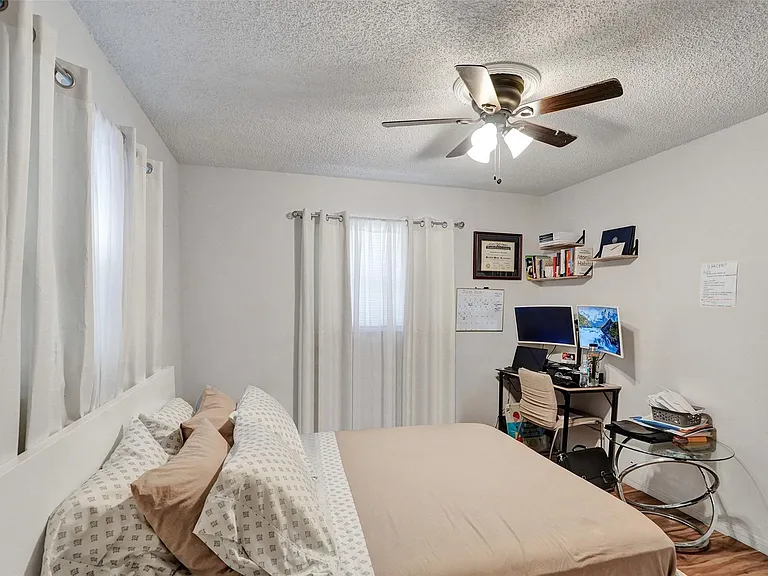 4240 NW 21st Ave #1 — Photo 9