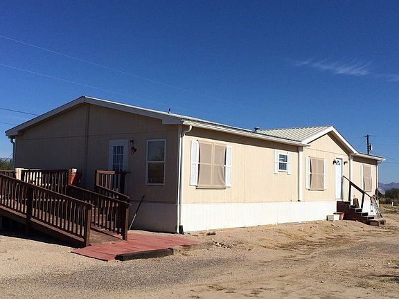2nd image of 601 N Grandpa Ln