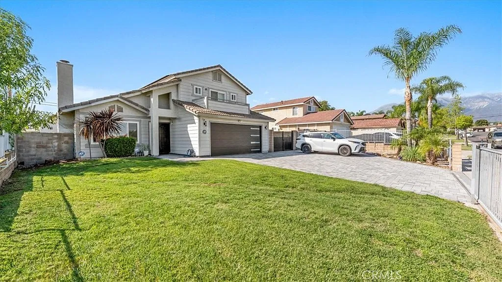 4 bed, 1655 sqft, $3,600 — Photo 3