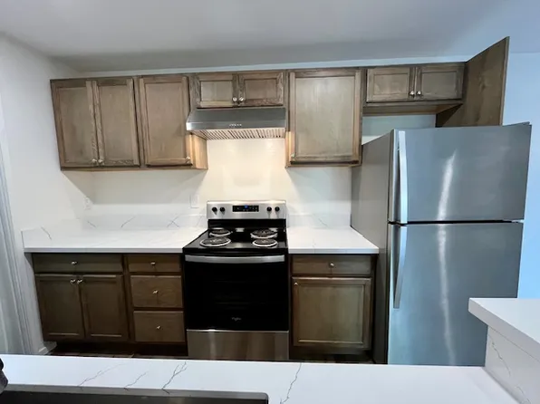 249 Boardwalk Ave APT E, San Bruno, CA 94066