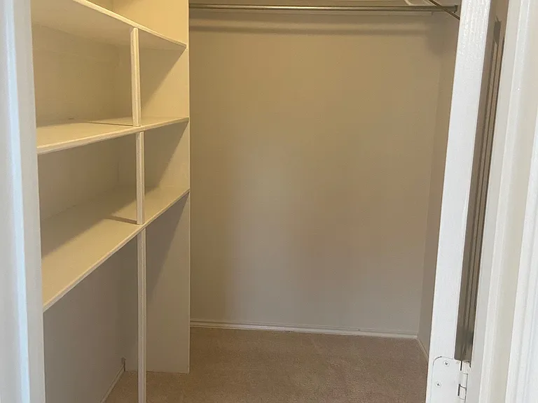 W/I closet