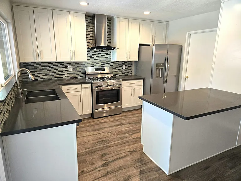 3507 Merrimac Ave — Photo 2