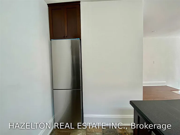 19 Lowther Ave #3 — Photo 15