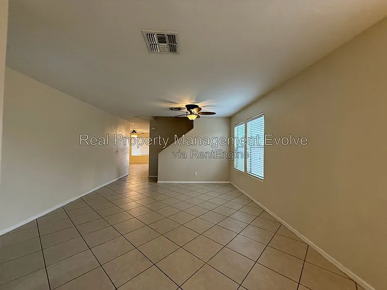 25824 W Burgess Ln — Photo 4