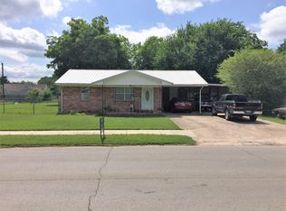 1210 N Oklahoma Ave, Okmulgee, OK 74447